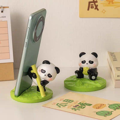 🎀 Cute Panda Handmade Resin Phone Stand