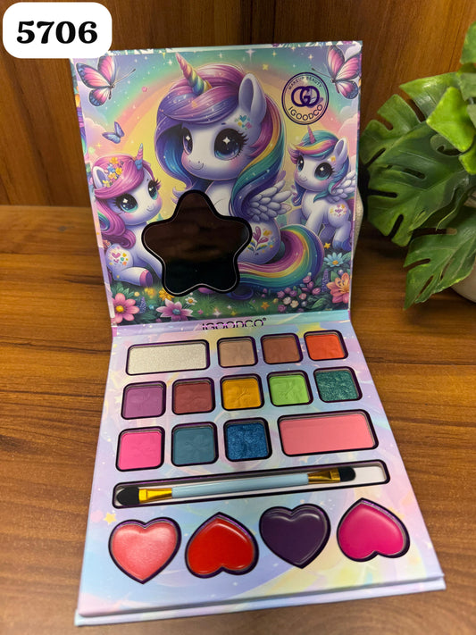 🎀 Kide Unicorn theme Premium Makeup kit