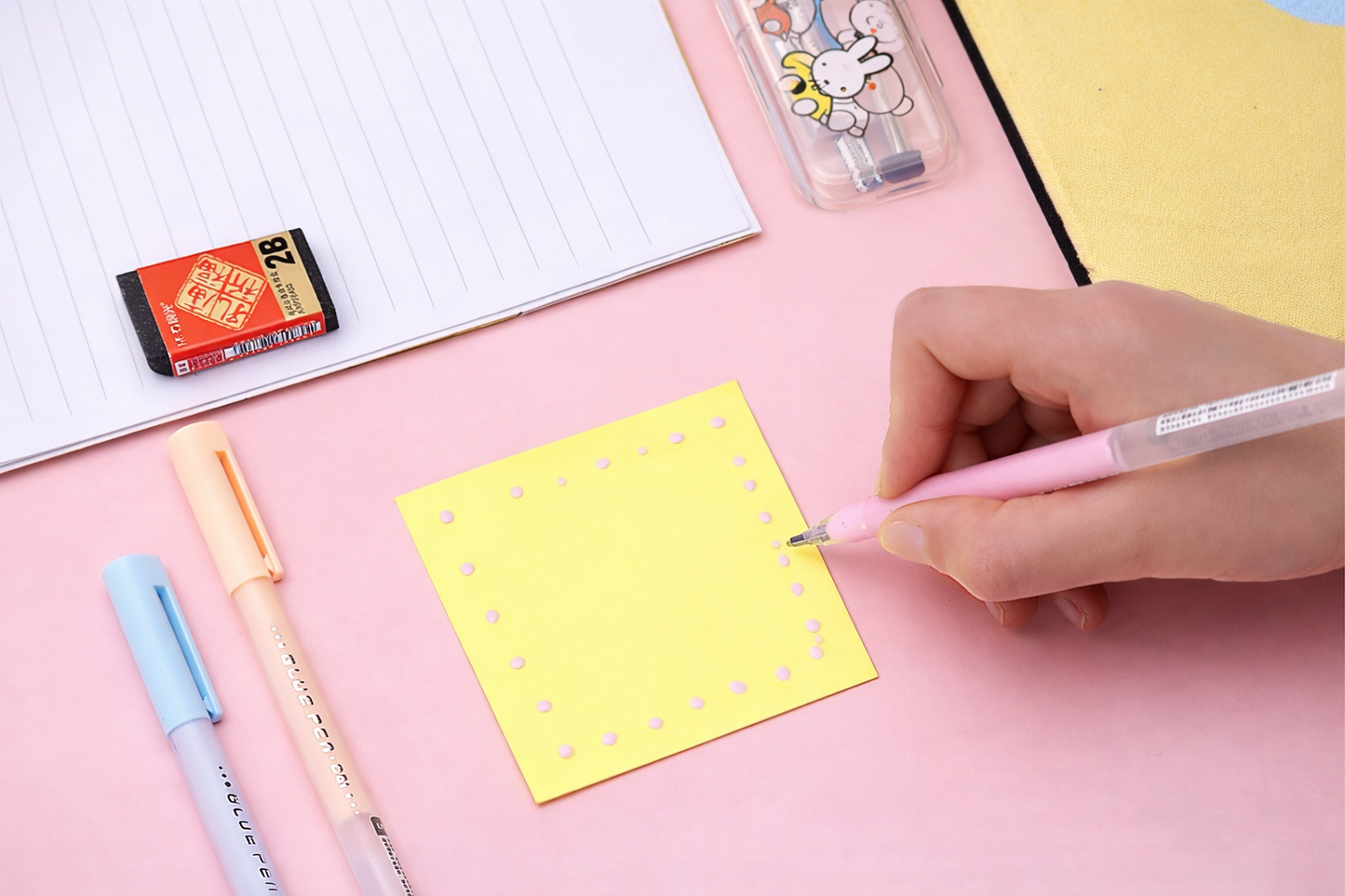 🌸 Pastel Shade Glue Pen